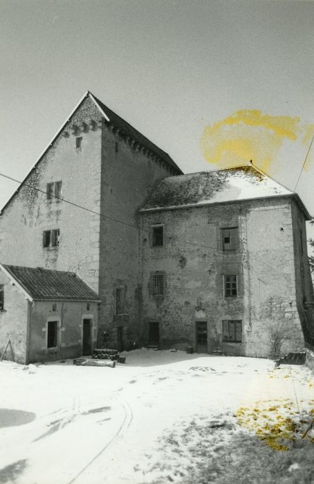 Château de Conforgien : Ensemble est, vue générale