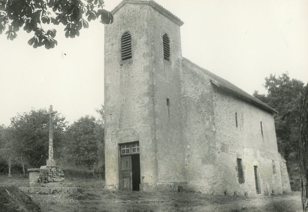 Eglise (ancienne) : Ensemble sud-ouest, vue générale