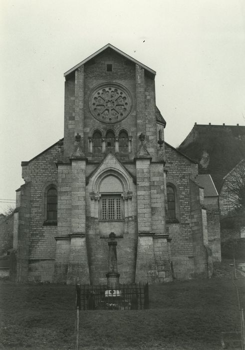 Eglise Notre-Dame : Façade occidentale, vue générale