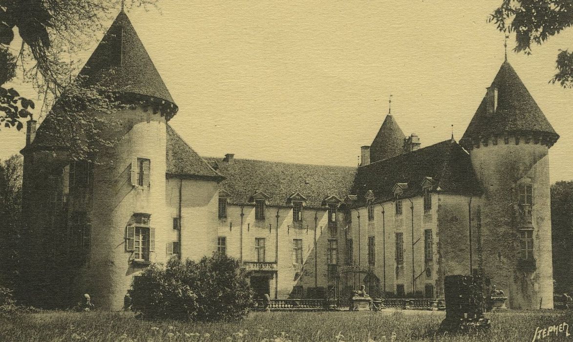 Château : Façade ouest, vue générale