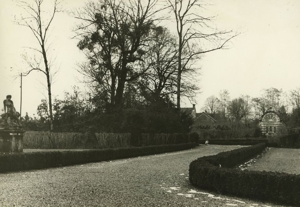 Manoir : Jardin, vue partielle