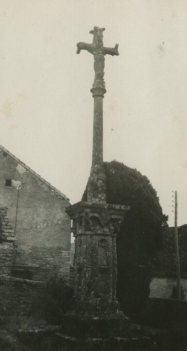 Croix monumentale, vue générale 