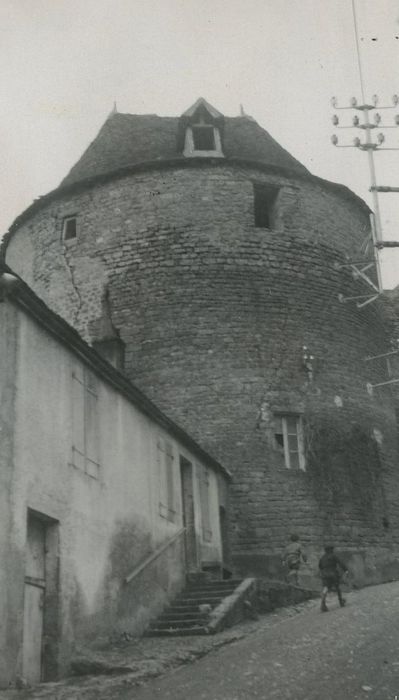 Tour (vieille), vue générale