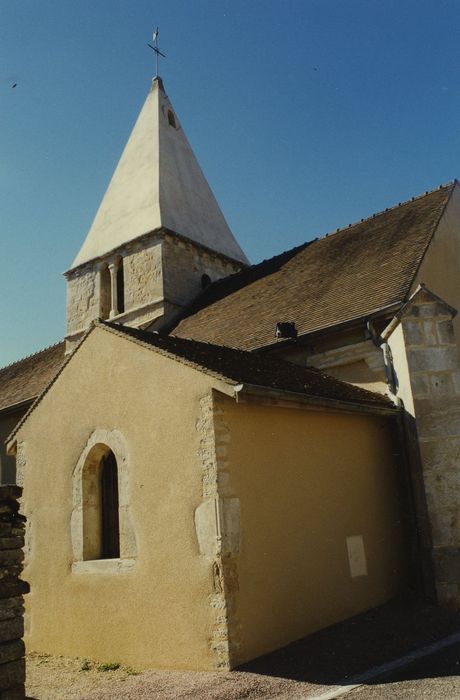 Eglise Saint-Léger : Chapelle latérale sud, vue générale