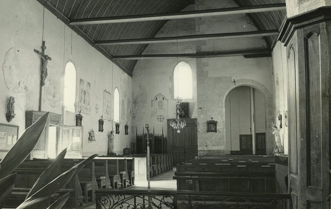 Eglise paroissiale : Nef, vue générale