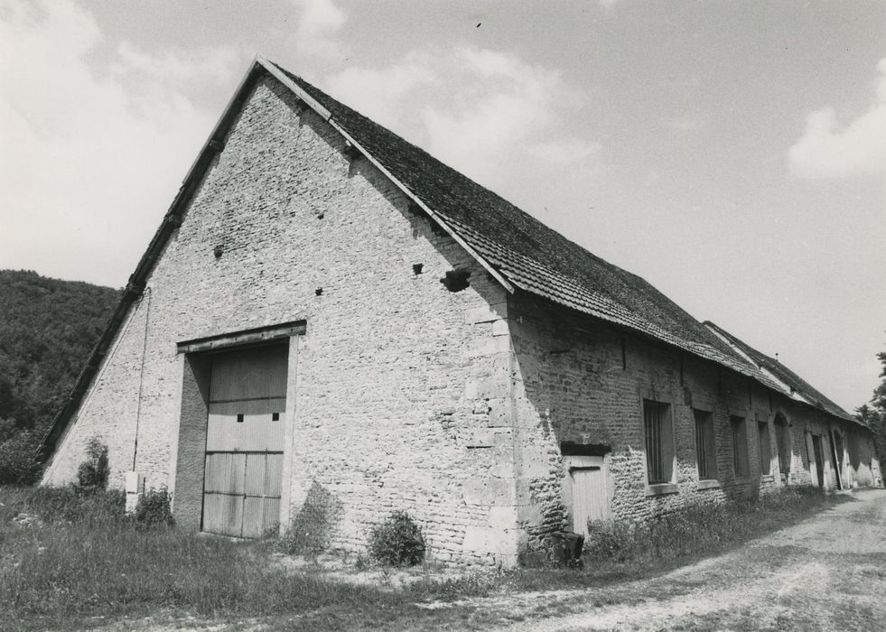 Forges (anciennes) : Halle, ensemble sud-ouest, vue générale