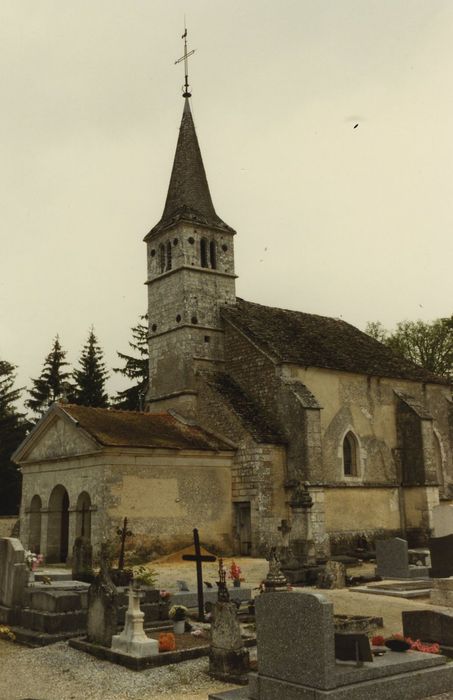 Chapelle Saint-Phal : Ensemble sud-ouest, vue partielle