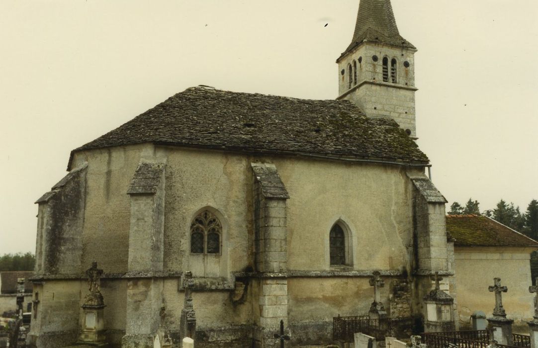 Chapelle Saint-Phal : Façade latérale nord, vue générale