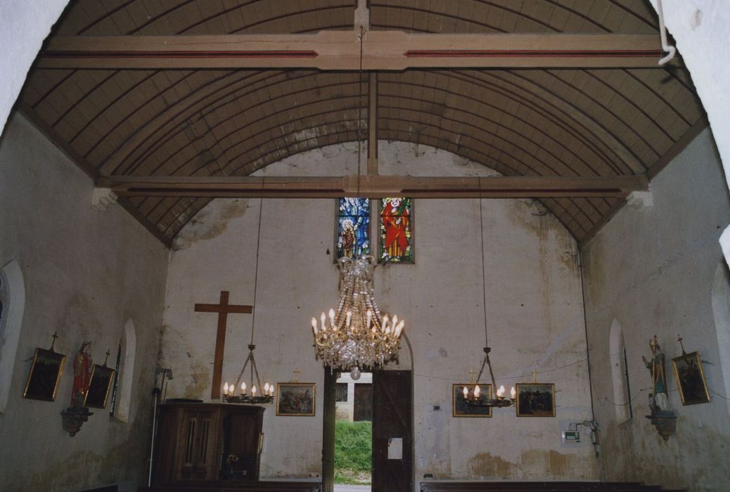 Eglise Saint-Nicolas : Nef, vue générale