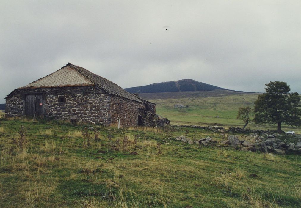 Ferme des Plantins : Ensemble nord-ouest, vue générale