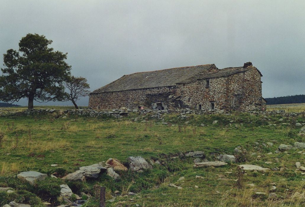 Ferme des Plantins : Ensemble sud-ouest, vue générale