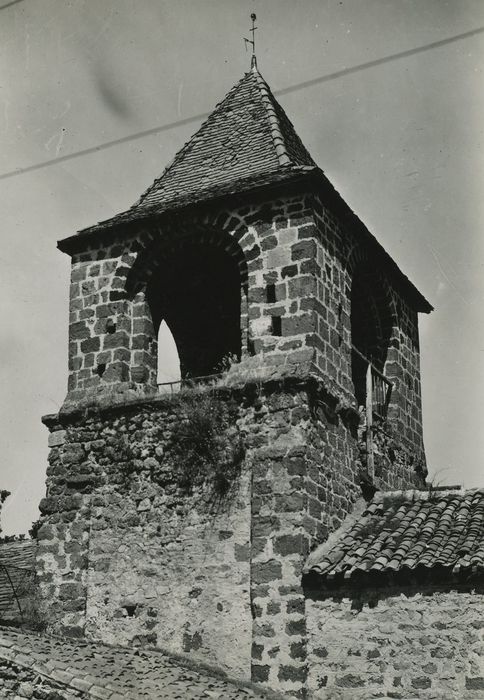 Eglise Saint-Maurice : Clocher, vue générale