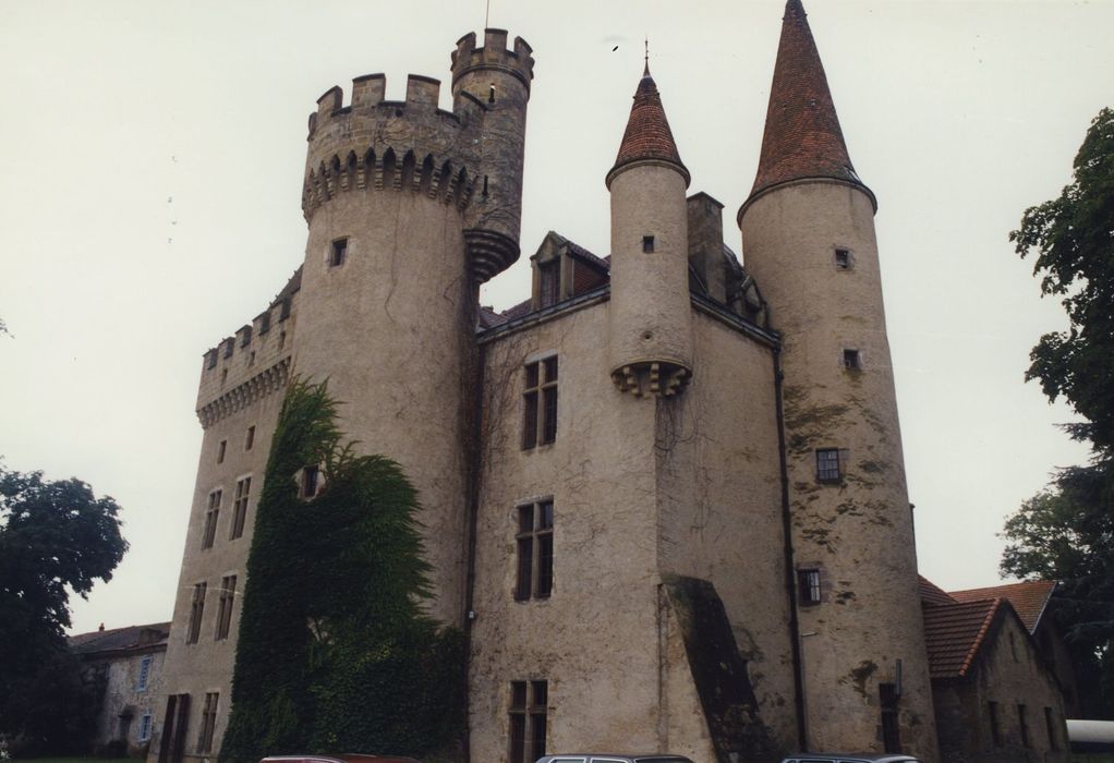 Château de Védrines : Façade nord et est, vue générale