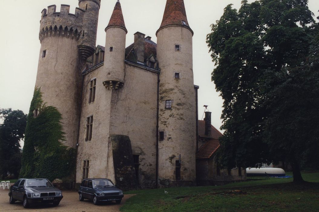 Château de Védrines : Façade nord et est, vue générale