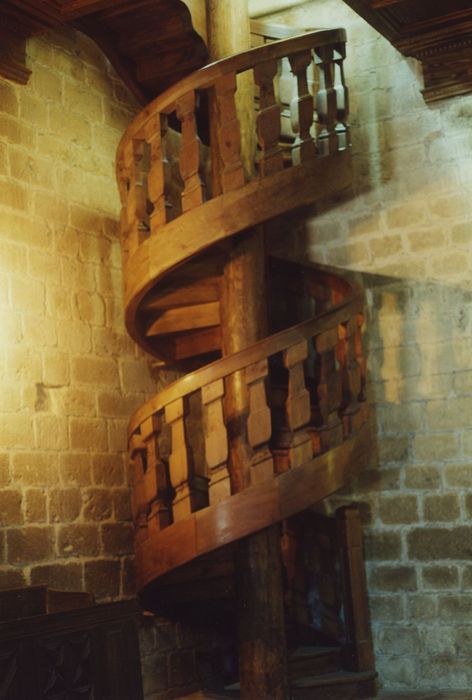 orgue de tribune, détail de l’escalier d’accès