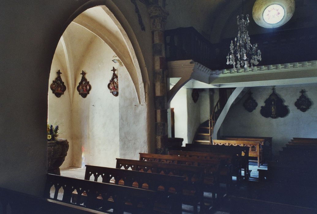 Eglise Saint-Sébastien : Nef, vue partielle
