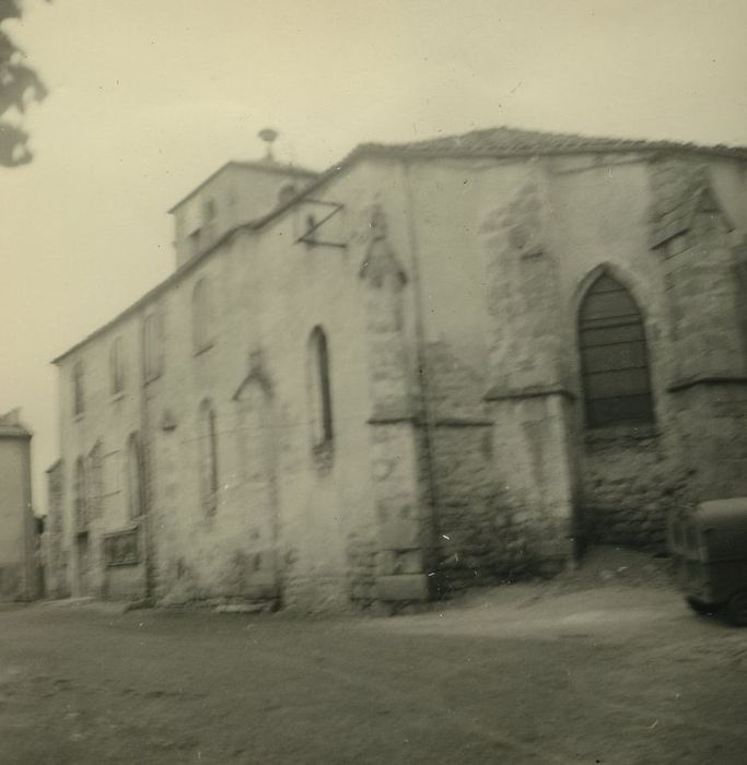 Eglise Saint-Pierre : Ensemble sud-est, vue partielle