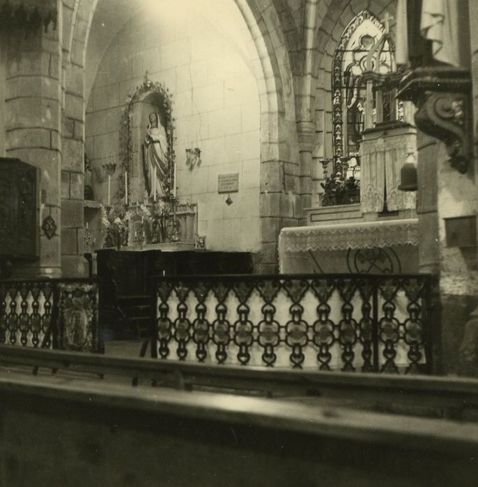 Eglise Saint-Pierre : Choeur, vue partielle