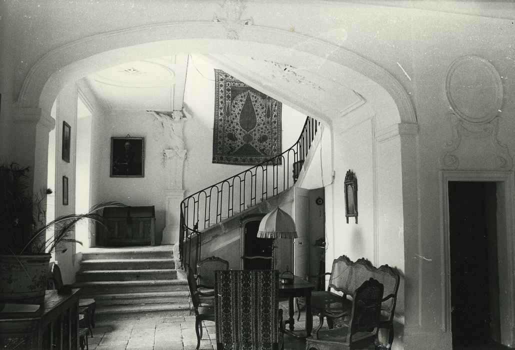 Château de Poinsac : Escalier d’honneur, vue générale