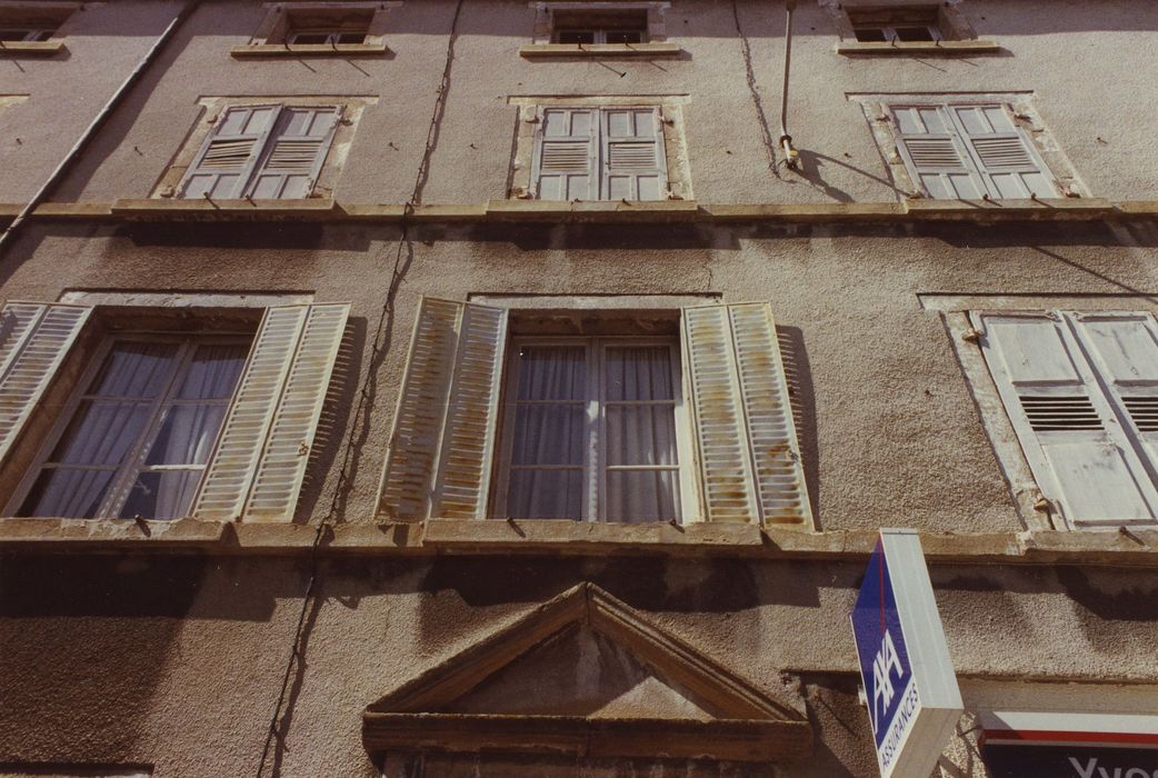 Hôtel de Vinols d'Ineyre : Façade sur rue, vue partielle