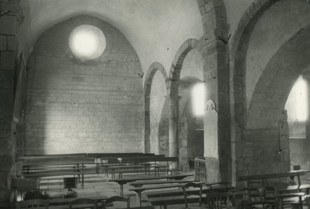 Eglise paroissiale Saint-Mathieu : Nef, vue générale