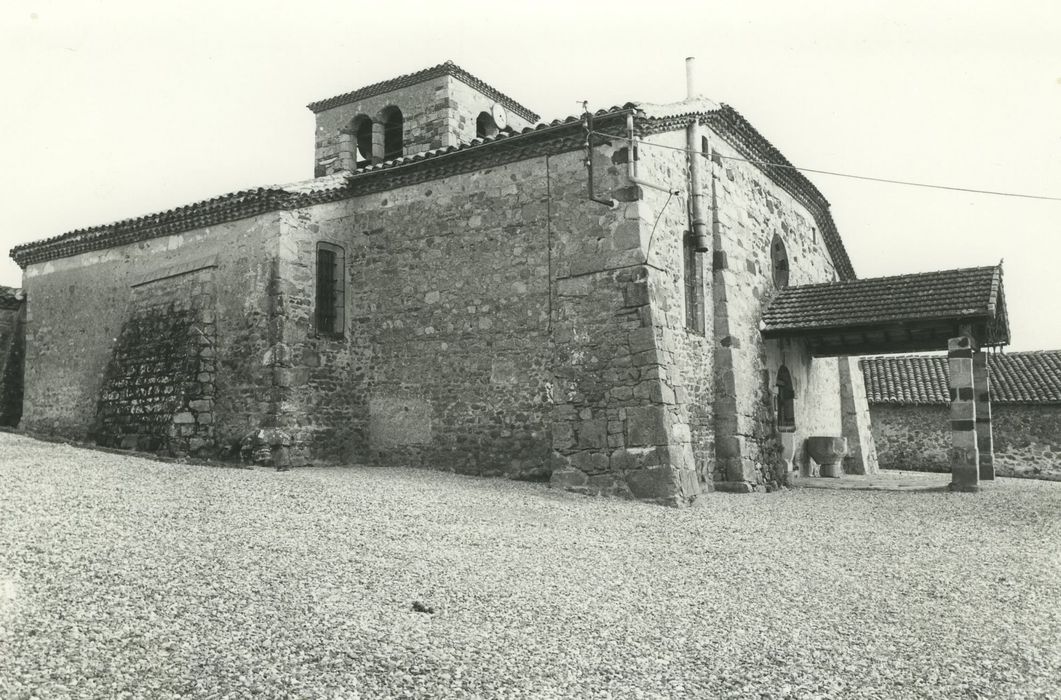 Eglise Saint-Julien : Ensemble nord-ouest, vue générale