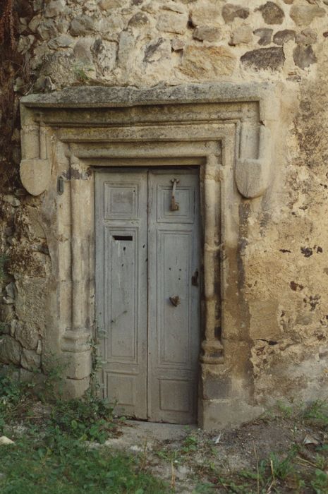 Hôtel de Bar : Façade ouest, porte d’accès à la tourelle d’escalier