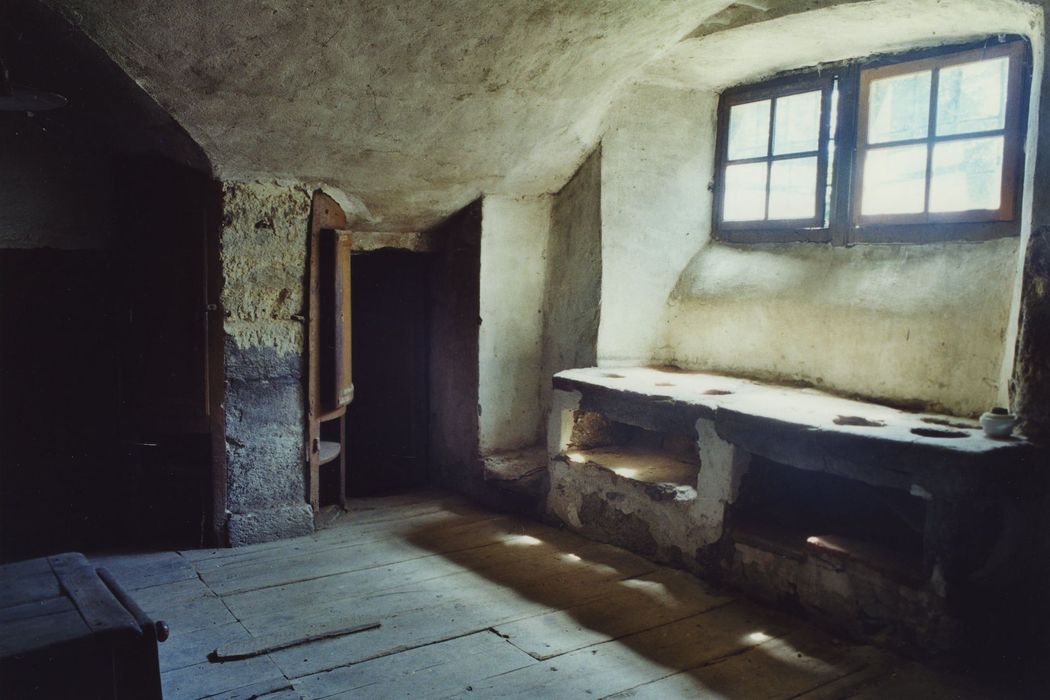 Château de la Beaume : Rez-de-chaussée, cuisine, vue générale du potager