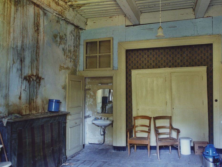 Château de la Beaume : 1er étage, chambre à alcôve n°2, vue partielle