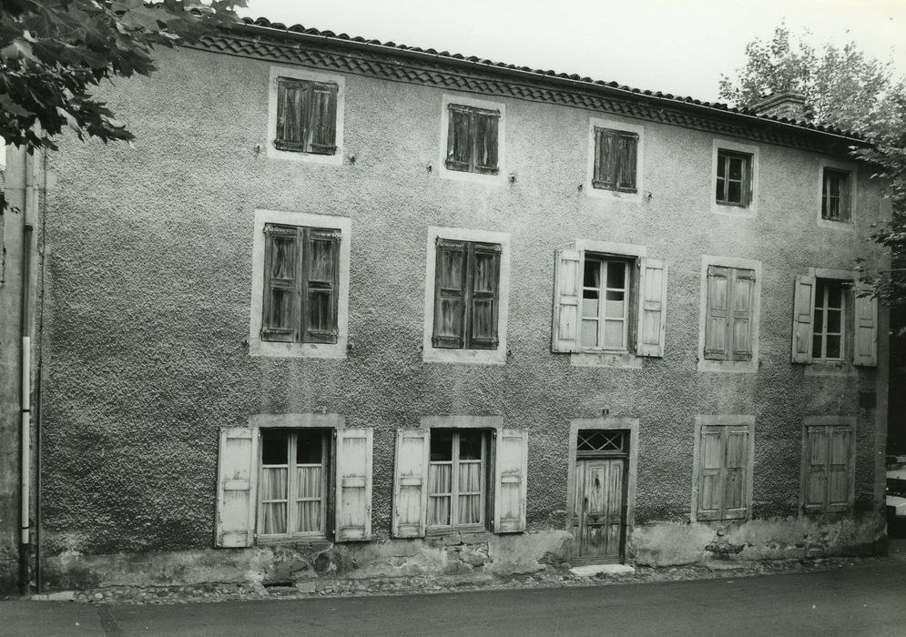 Maison Girard : Façade sur rue, vue générale