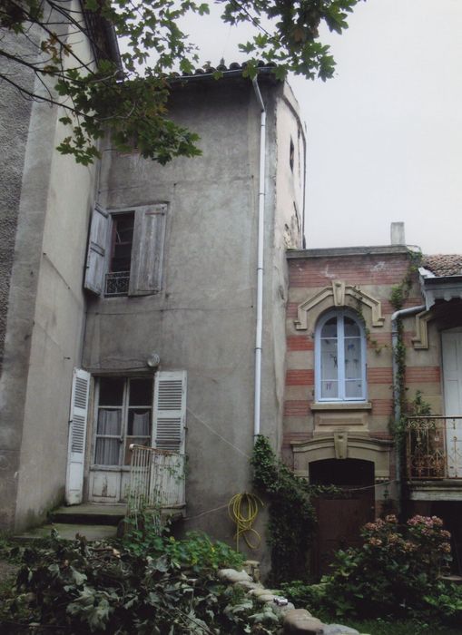 Maison Girard : Façade est, vue partielle