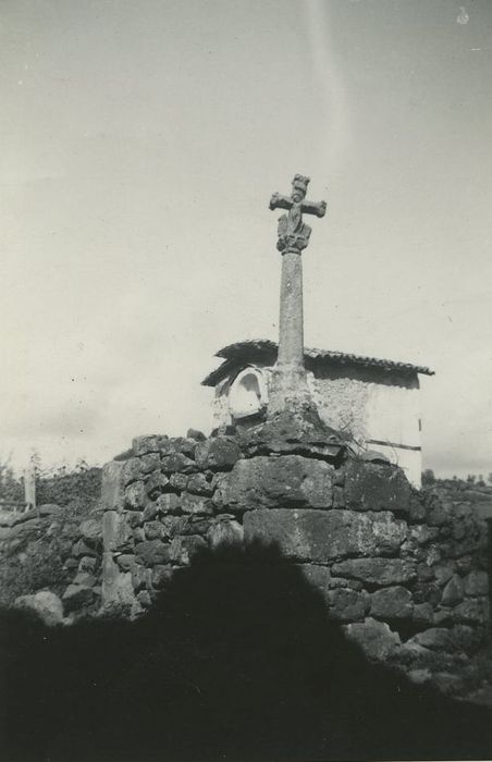 Croix de carrefour, vue générale