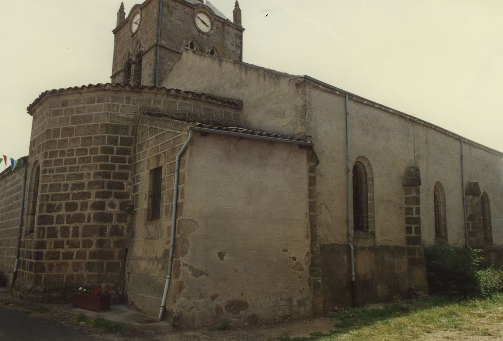 Eglise Saint-Pierre : Ensemble nord-est, vue générale