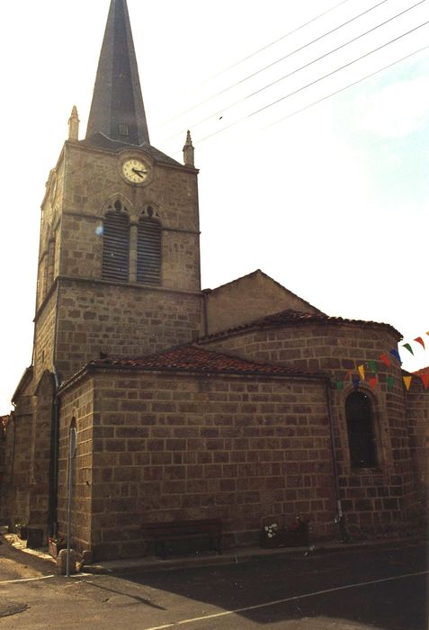 Eglise Saint-Pierre : Chevet, vue générale