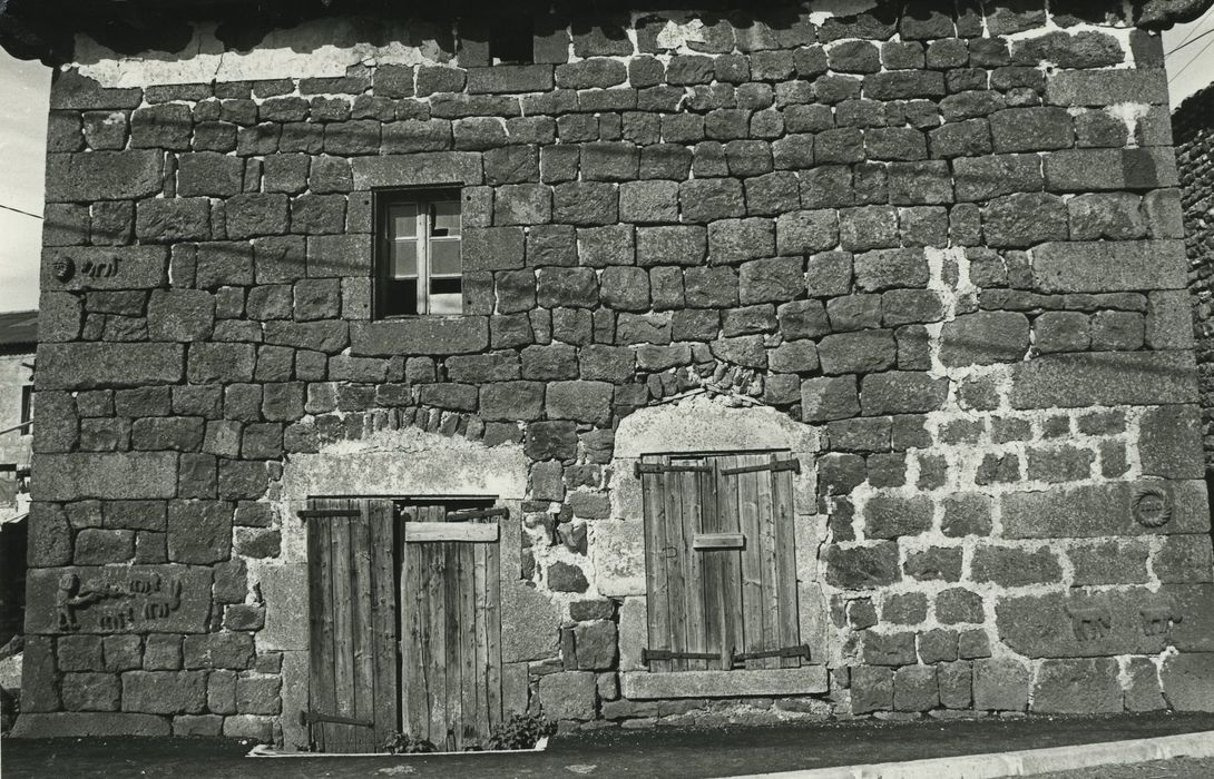 Maison Robert : Façade est, vue générale