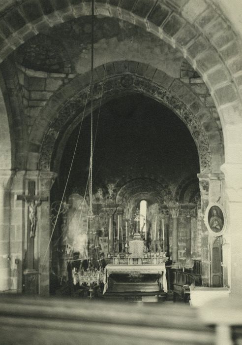 Eglise Saint-Pierre : Choeur, vue générale