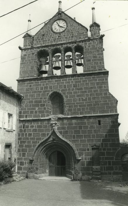 Eglise Saint-Martin : Façade occidentale, vue générale