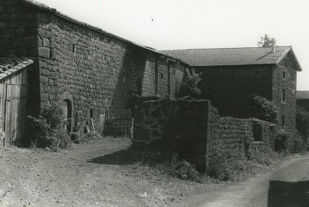 Ferme Villard : Ensemble sud-est, vue générale