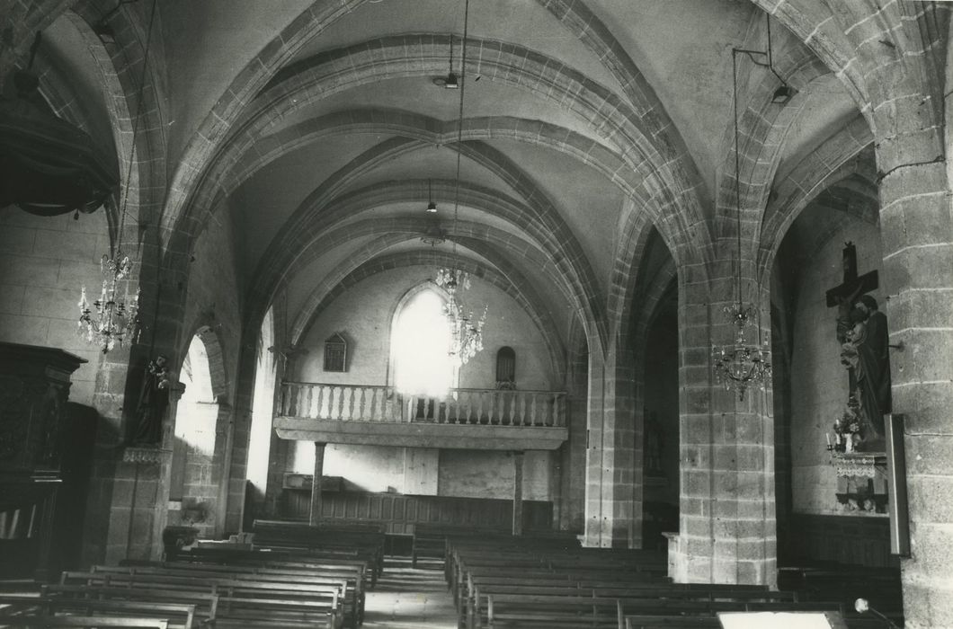 Eglise Saint-Jean-Baptiste : Nef, vue générale