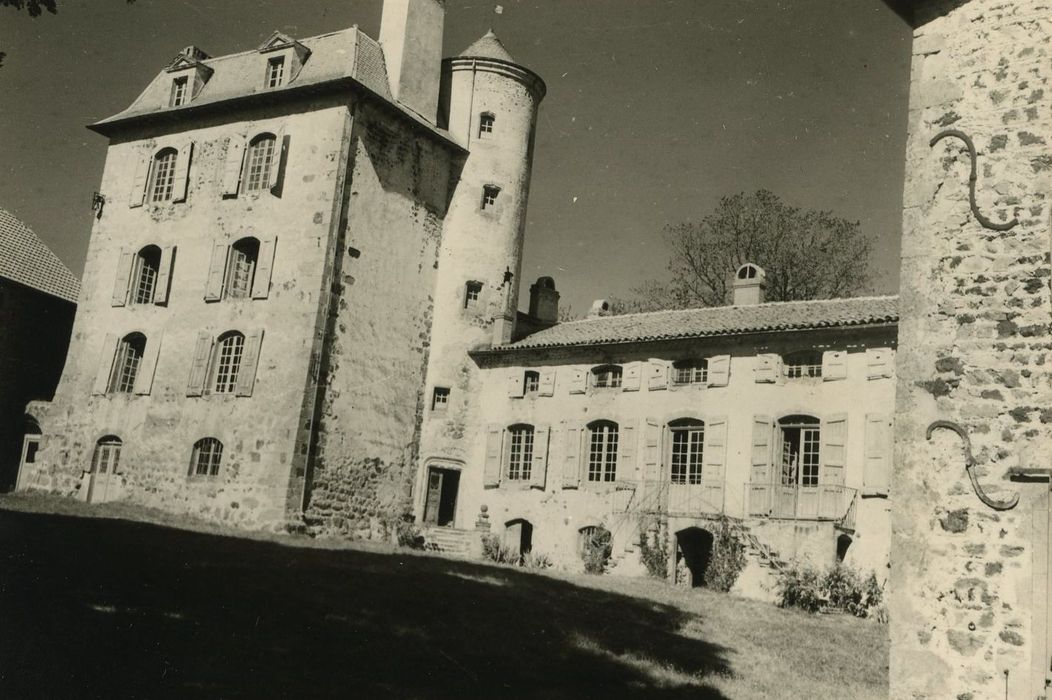 Château de Courbière : Ensemble sud, vue générale