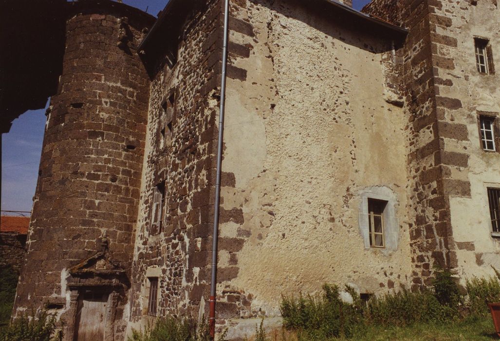 Château de la Valette : Façades sud et est, vue partielle