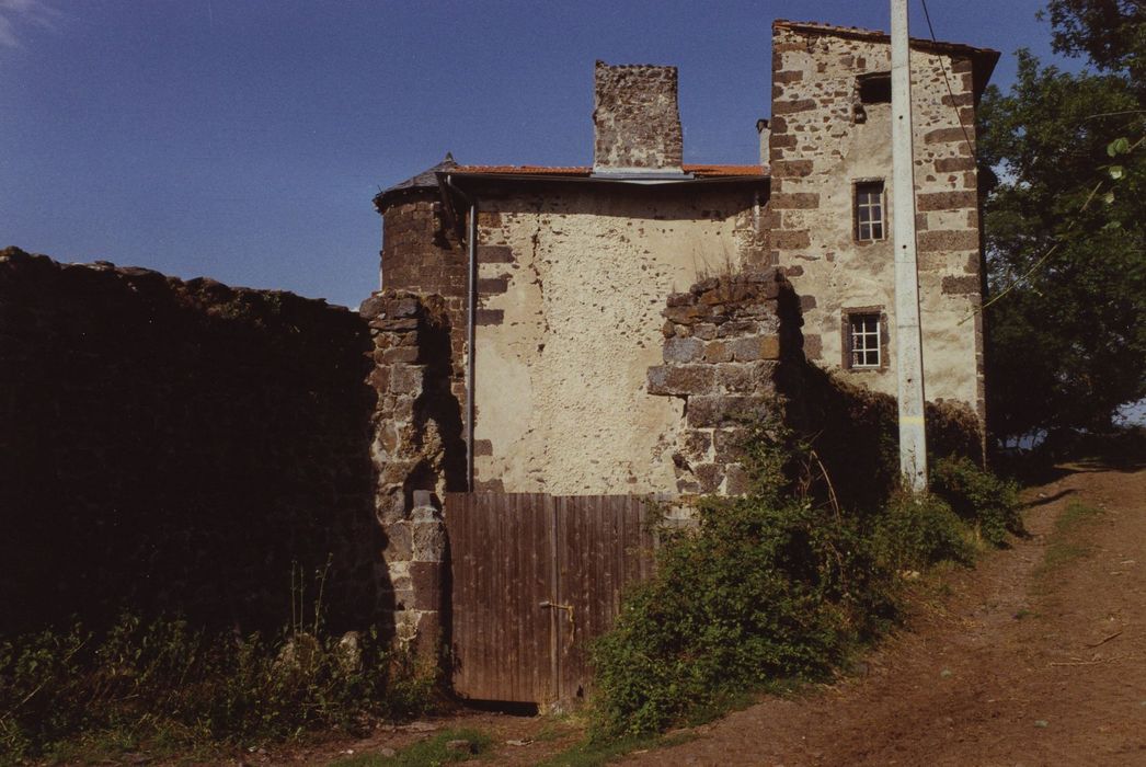 Château de la Valette : Façade est, vue générale