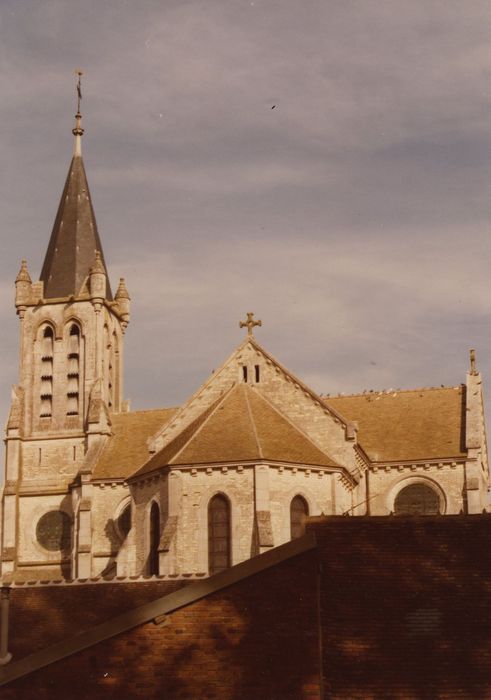 Eglise paroissiale : Chevet, vue partielle