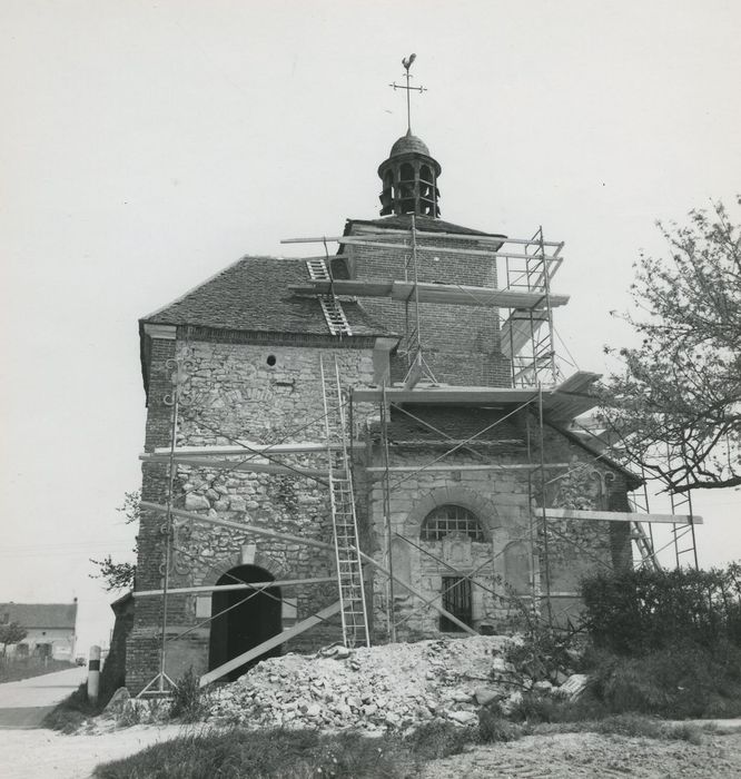 Chapelle-ermitage Sainte-Anne : Façade occidentale, vue générale