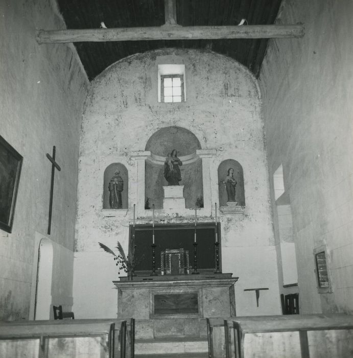 Chapelle-ermitage Sainte-Anne : Choeur, vue générale