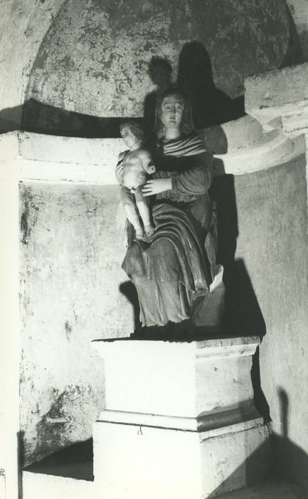 Statue : Vierge à l’Enfant