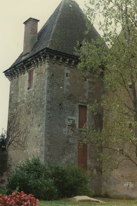 Grange de Pancy : Donjon, façades nord et est, vue générale