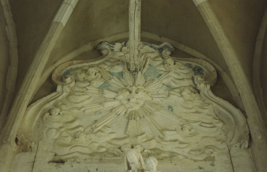 Eglise Saint-Didier et Saint-Leu : Choeur, détail du retable du maître-autel  