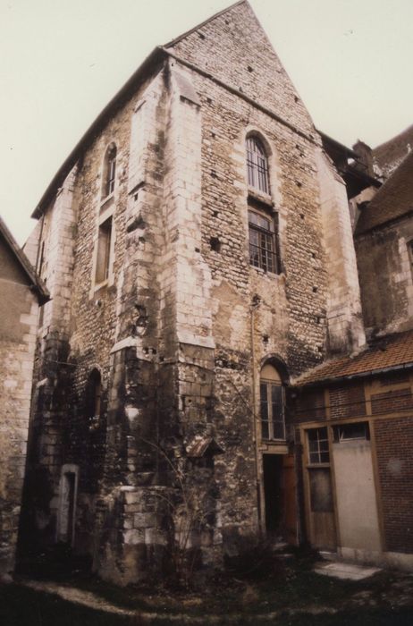 Ancien ensemble canonial : Chapelles Saint Michel et Saint-Clément, vue partielle