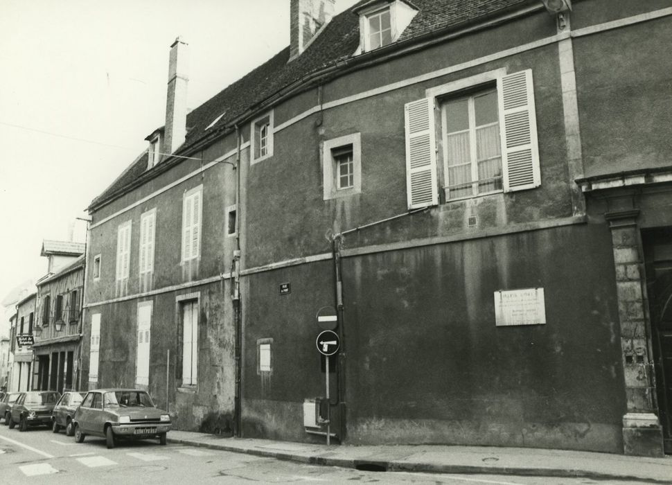 Maison de Marie Noël : Façade sur rue, vue partielle